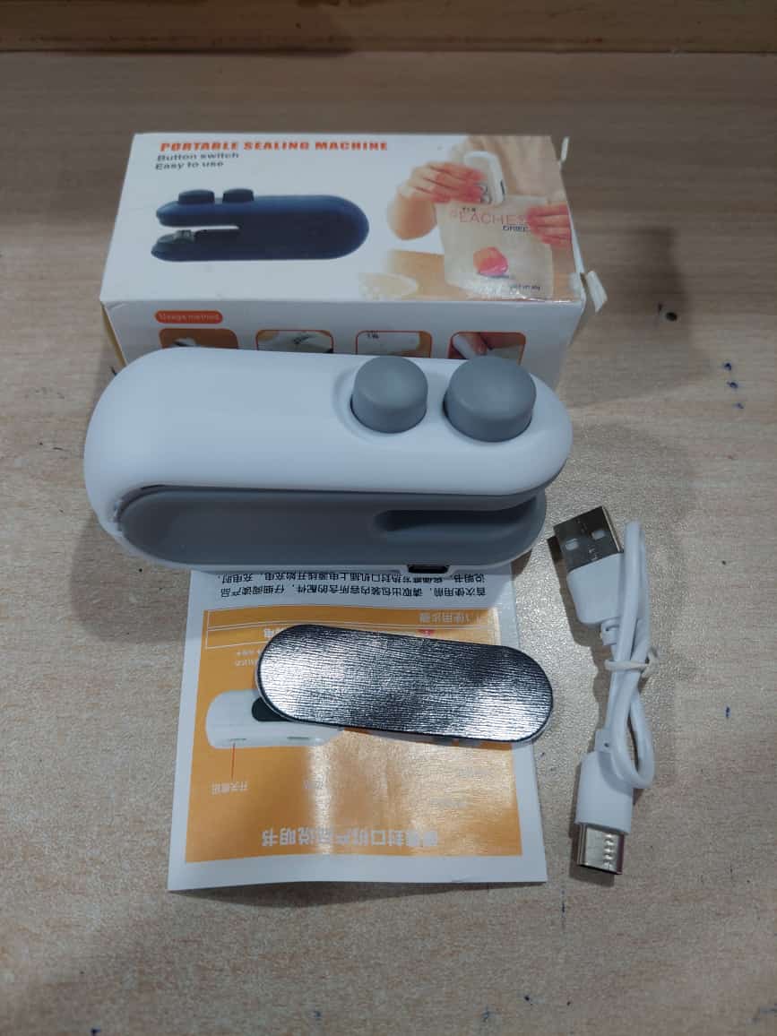 1 Pc Mini Heat Sealing Machine 2-In-1 Cutter & Sealer With USB Cable – Compact USB Rechargeable Food Bag Sealer For Snacks And Storage